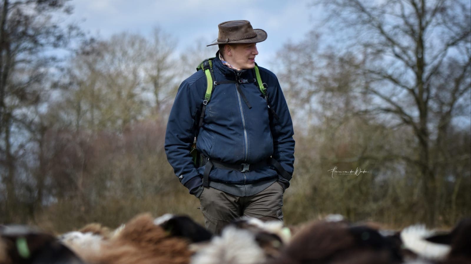 Rutger De Beer med sina hundar